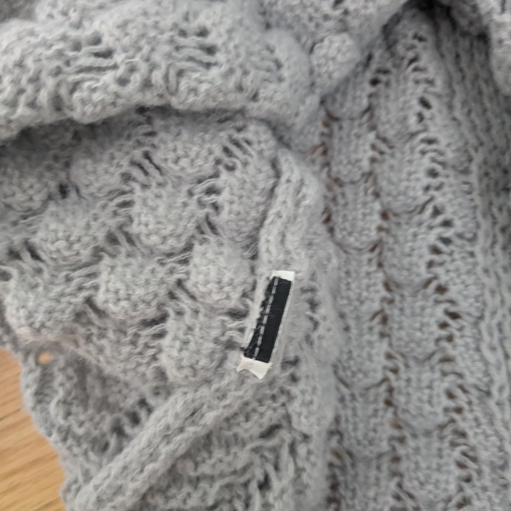 Gray Knite Women's Cropped Cardigan - Picture 5 of 5